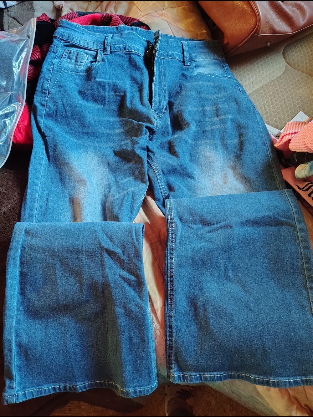 Classic Women's Blue Jeans - Comfortable Straight Fit